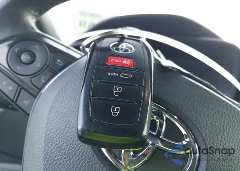 2023 Toyota Corolla Se z USA, uszkodzony, nr VIN 5YFS4MCE4PP152939